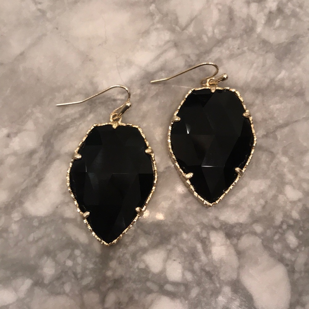 Kendra Scott black and gold dangle earring